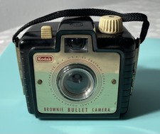 Vintage 1960s Black Kodak Brownie Bullet Lens Flash Camera With Strap