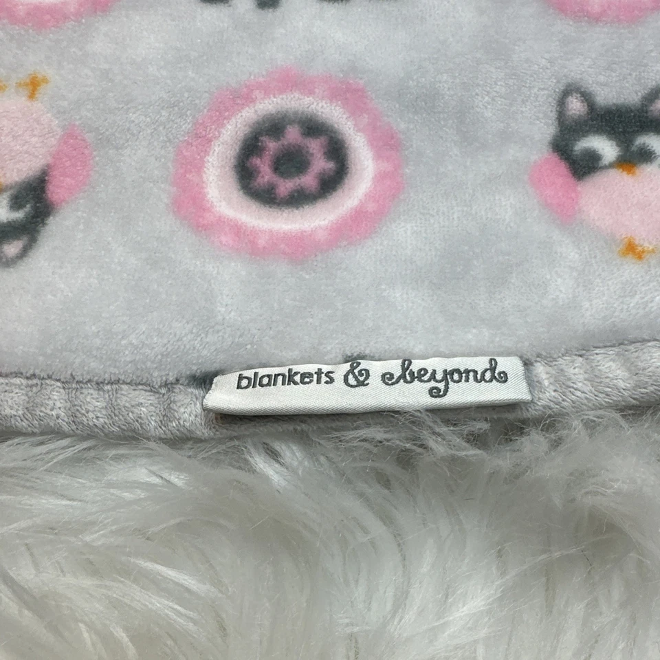 Mantas y más allá elefantes búhos bebé manta rosa gris círculos felpa Foto 2 de 3