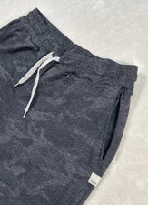 Vuori Performance Jogger  Women's Sz Small Camo