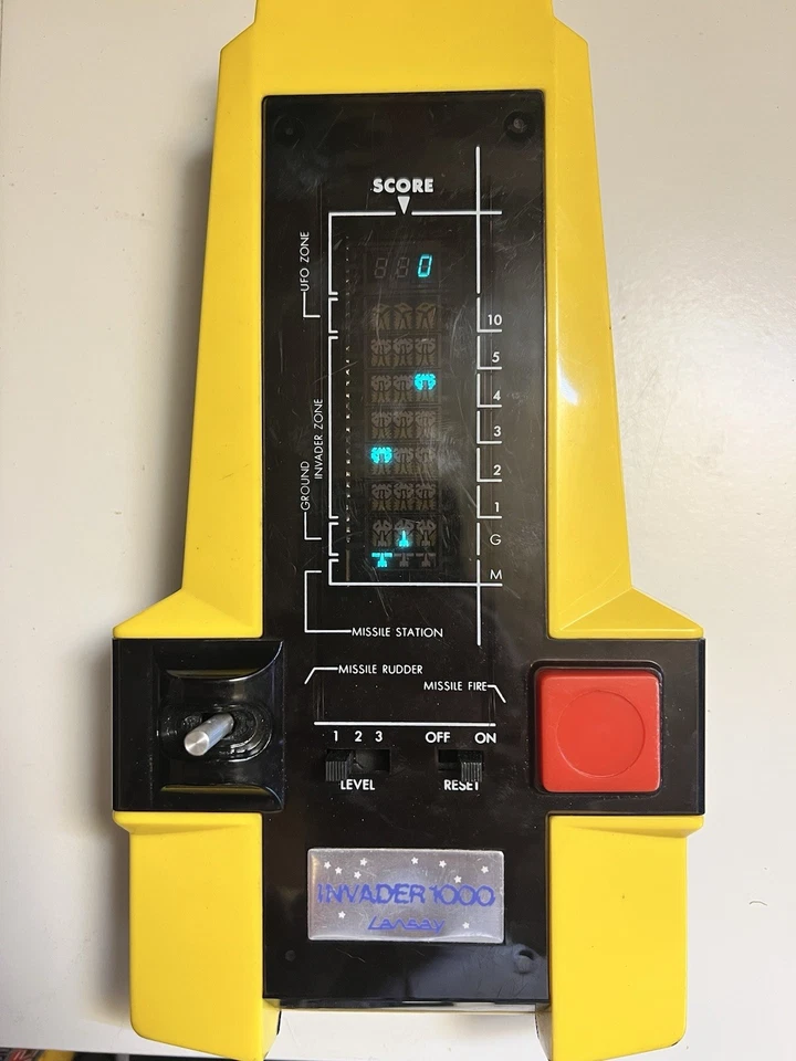 Jeux Électronique Invader 1000 - Photo 2/4