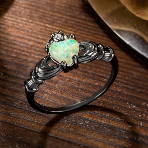 Irish Claddagh White Opal Ring, Promise Ring RING size 10 WOMEN Fashion JEWELRY - Afbeelding 1 van 7