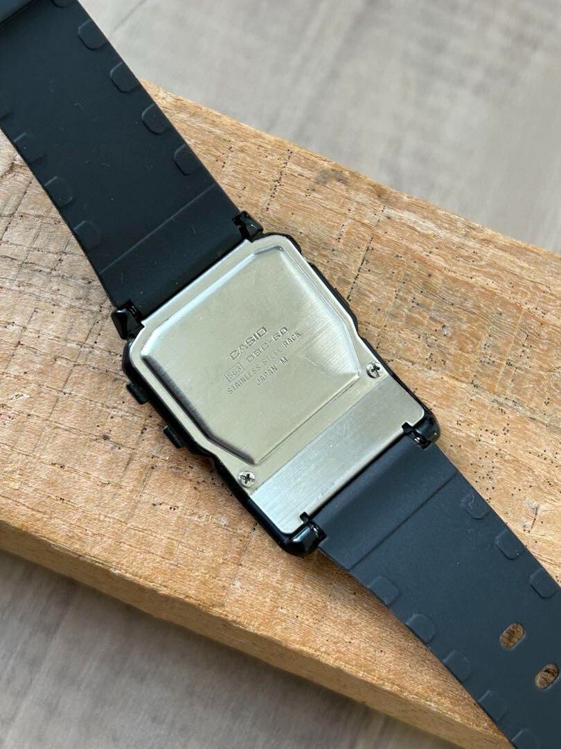 Casio Data Bank DBC-60 Rare Vintage Plastic Digital Watch
