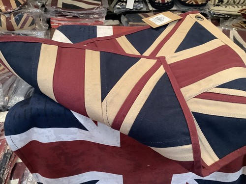 Union Jack Textile Flag ( Tea Dyed White 49x33cms ) - Picture 2 of 7