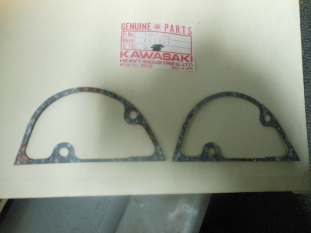 NOS Kawasaki Clutch Release Crankcase Cover Gasket 76-79 KD175