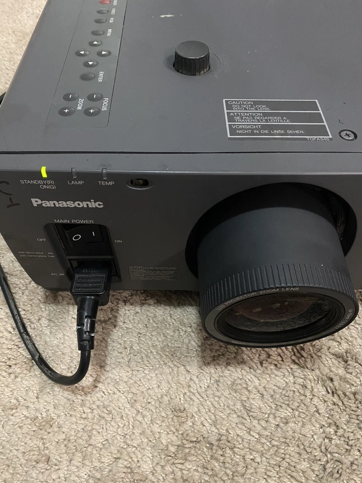 Panasonic PT-L795U LCD Projector NEEDS BULB* 1998 Vintage - Image 2 of 4