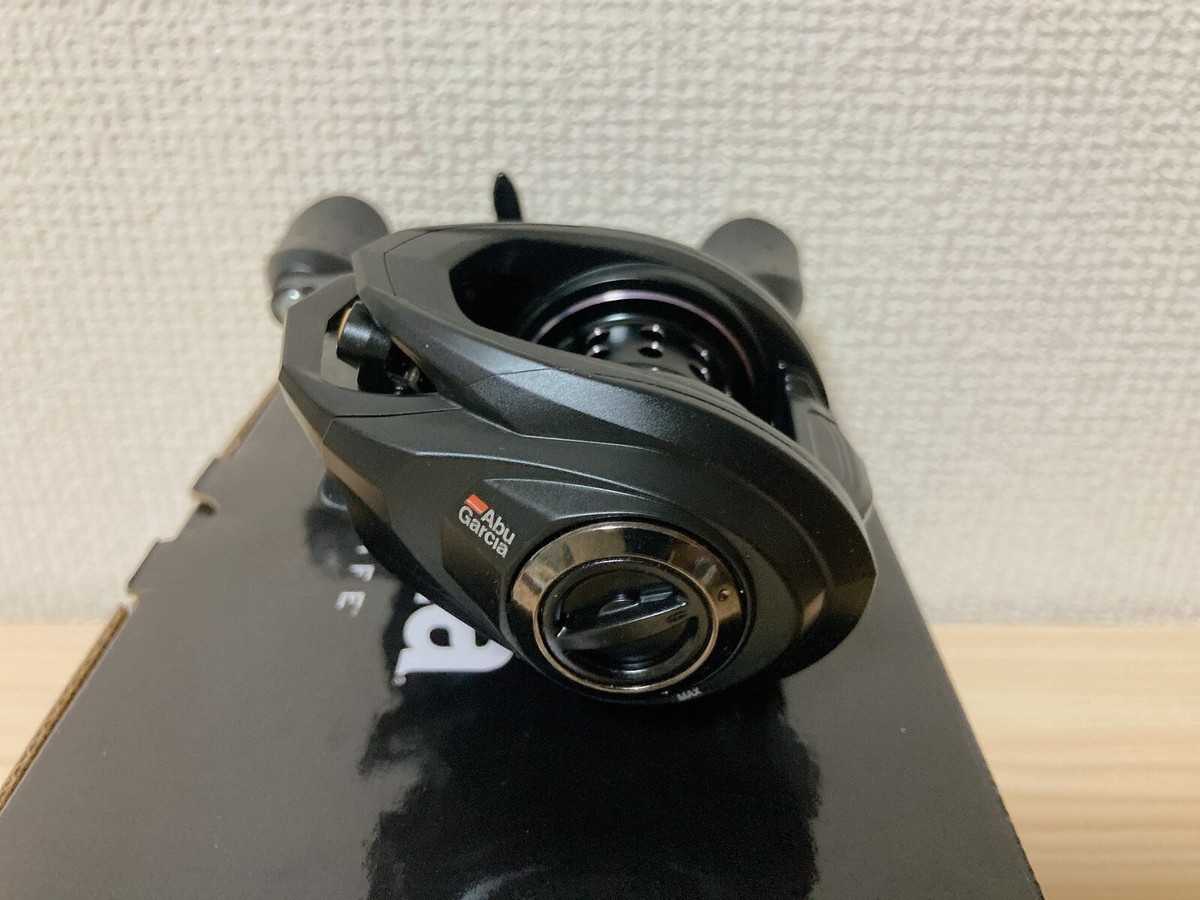 Abu Garcia Baitcasting Reel ROXANI BF8 Right 8.0:1 Bass Fishing