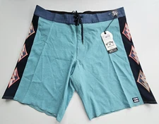Billabong Men's 36 D Bah Board Shorts Blue Aqua Green Air Lite Boardies NWT
