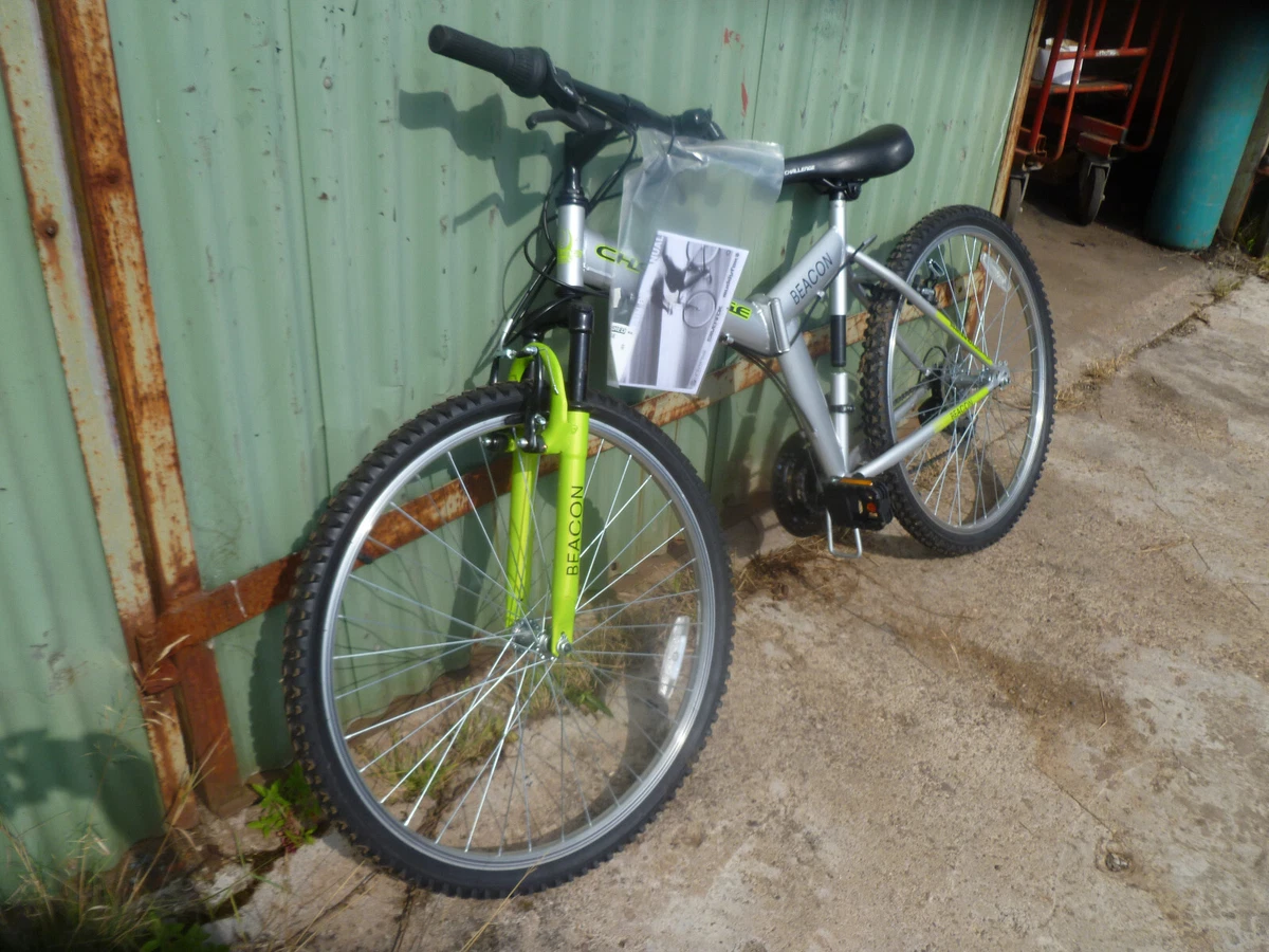 Challenge Beacon 26 inch Wheel Size Mens Folding Bike New Read
