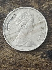 1976 United Kingdom 10 New Pence Queen Elizabeth II Lion Actual Coin TK8241*