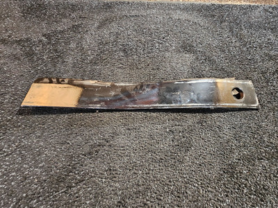 Schulte 401032 Blade 4 in. x 28 in. x 1/2 in. with a 1-1/2 in. Bolt Hole, Steel