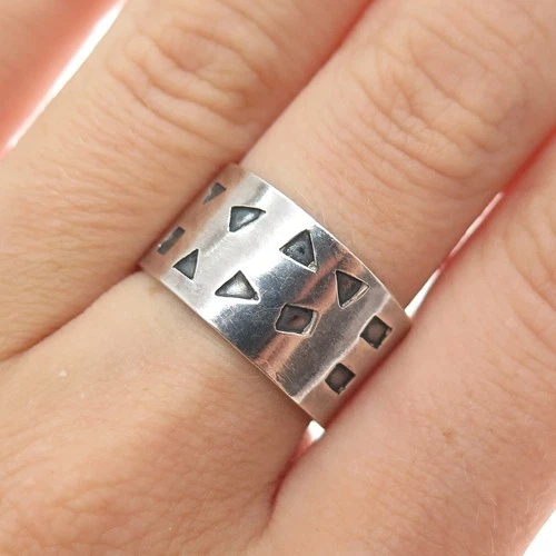 925 Sterling Silver Vintage Geometric Oxidized Wide Band Ring Size 7