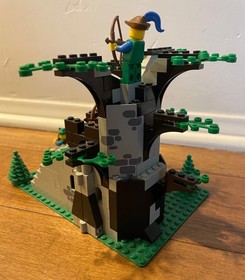 lego 6066 camouflaged outpost