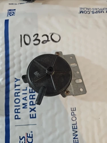 OEM GOODMAN AMANA 20197310 FURNACE PRESSURE SWITCH HVAC USA SELLER FREE SHIPPING