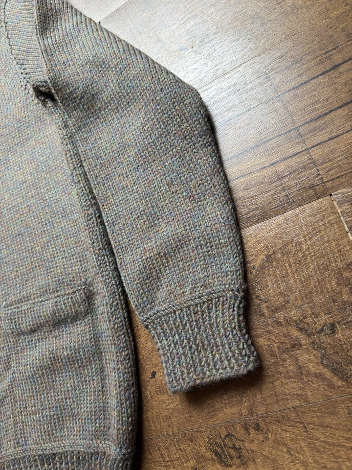 Vintage Handmade Men’s Cardigan Knit Sweater Shawl 100% Wool Size Medium - Image 4 of 4