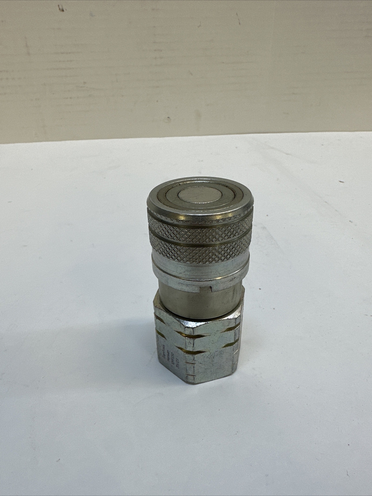 EATON HANSEN 12FFS50 Quick Connect,Socket,1/2