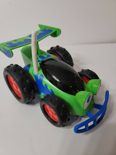 Disney Toy Story RC Inalámbrico Control Remoto Coche TYCO 6" SIN CONTROL REMOTO funciona RARO - Imagen 2 de 5