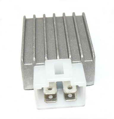 REGLER Lichtmaschinenregler 12V für KYMCO YAMAHA MALAGUTI MBK 50 100 125 150