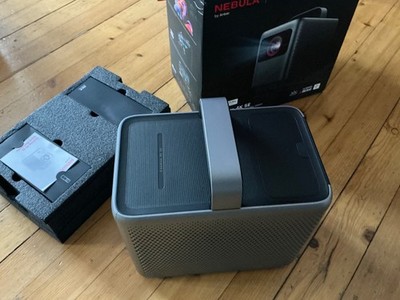 Nebula Cosmos 4K SE Smart Beamer, 4K High-Brightness Projektor mit Dolby Vision,