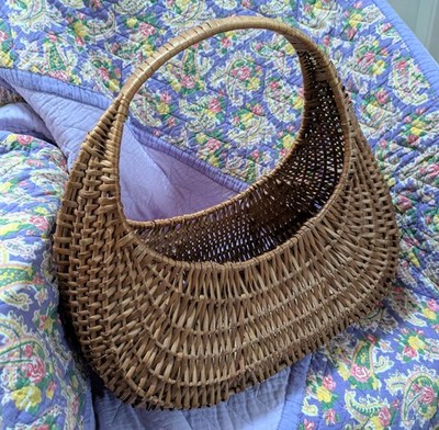 Vintage Mid Century Henne Korb aus gebogener geflochtener Weide