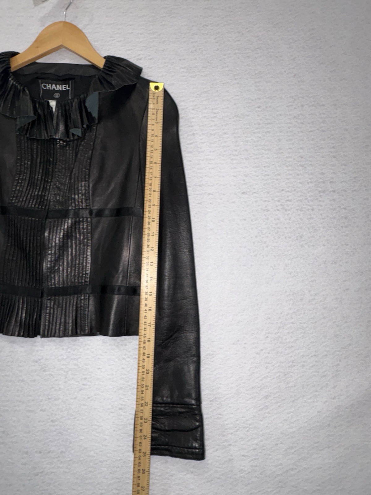 Chanel Black Lambskin Leather Jacket Sz 34/US 2 XS Ruffle Collar Excellent SEE! thumbnail 24