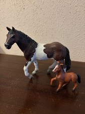 Bullyland Pferde Set - 2 Stück Pferdefiguren Kunststoff