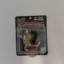 Pokemon Moncolle Weedle 013 Figure Takara Tomy Monster Collection