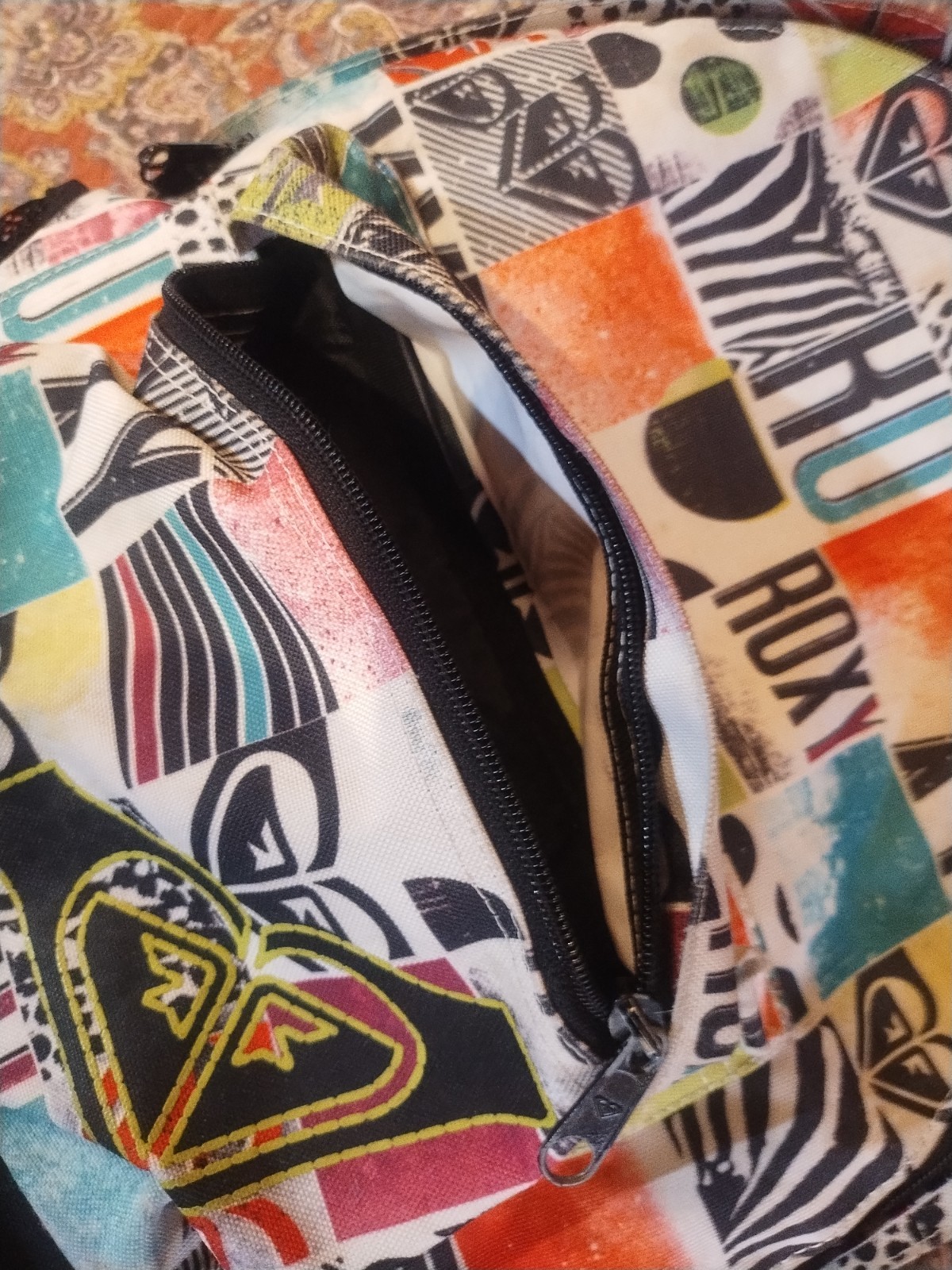 Roxy Logo  Graphic Backpack Multicolor Design - image 2