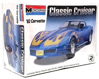Monogram Maßstab 1:24 ungebauter Modellbausatz 85-0885 - 1982 Chevrolet Corvette