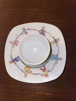 Royal Doulton Bunnykins Eierbecher Kunststoff Teller Einsatz Made in England