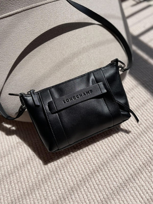 Longchamp Black Women's Shoulder Bag/Crossbody Bag includes dust bag no box