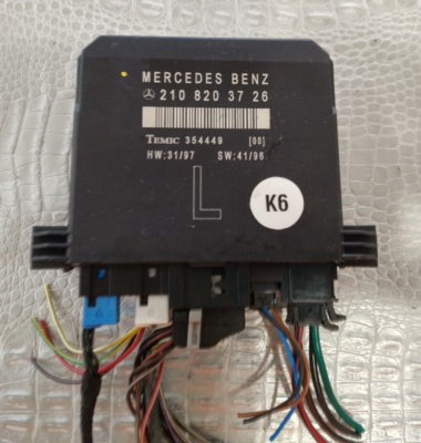 1996-2003 Mercedes-Benz E-Class Driver Left Door Control Module