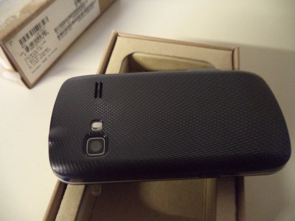 LG RUMOR TOUCH LN272 BRAND NEW IN BOX NEVER USED SLIDER KEYBOARD TITAN GRAY - Image 3 of 4