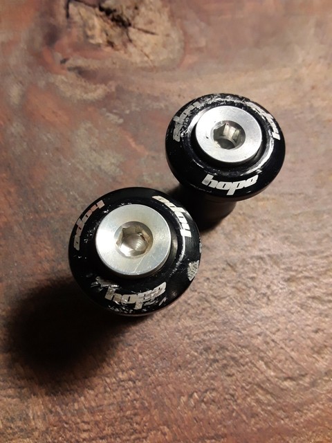hope grip doctor bar end plugs
