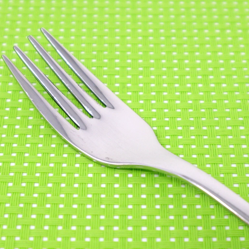 INOX 18/10 Stainless Flatware Dinner Fork 7 3/4" Glossy Lion Back Stamp HTF Foto 3 de 4