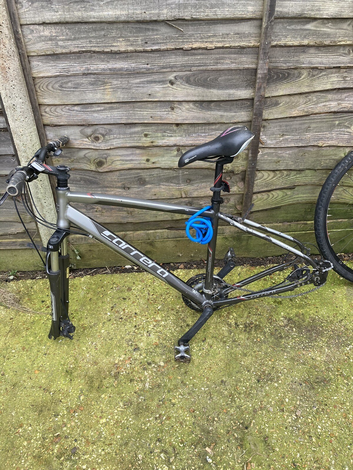 how to pump up carrera crossfire 2 bike tyres