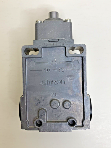 Interruttore limite di sicurezza Omron D4B-7170N attuatore stantuffo superiore nuovo con scatola - Foto 5 di 9