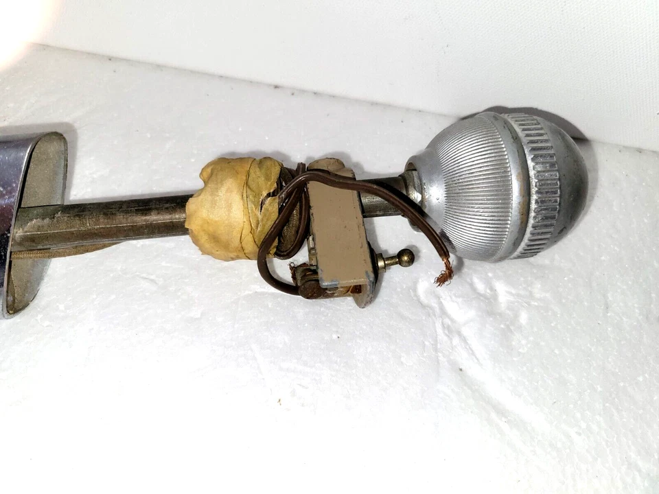 Vintage original "Mobilite Cruiser" spot light/spot lamp - Image 3 of 4