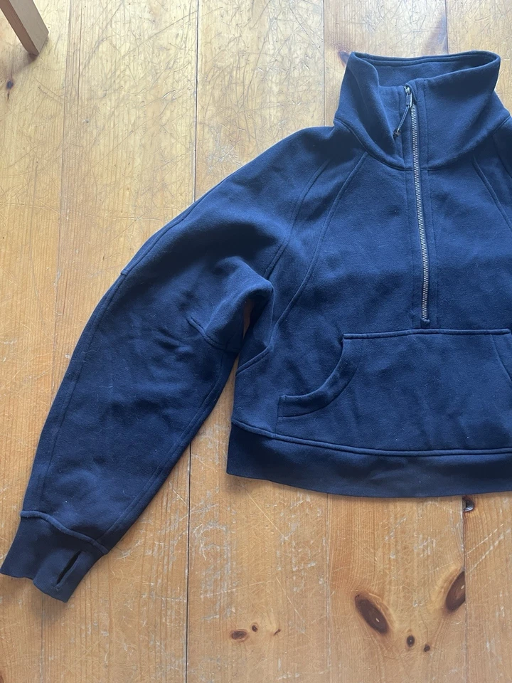 Sudadera para mujer Lululemon de buceo azul marino recortada media cremallera XS/S Foto 2 de 4