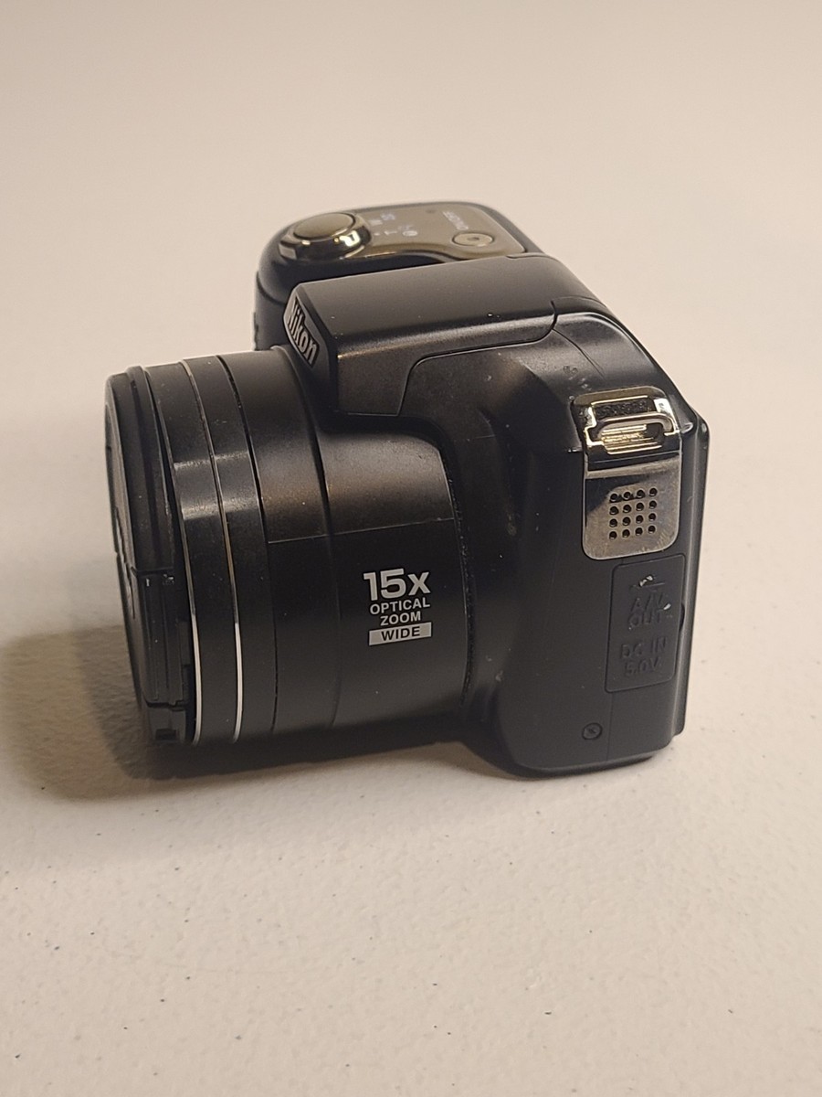Nikon Coolpix L100 Digital Camera 10.0MP Black. Parts or Repair