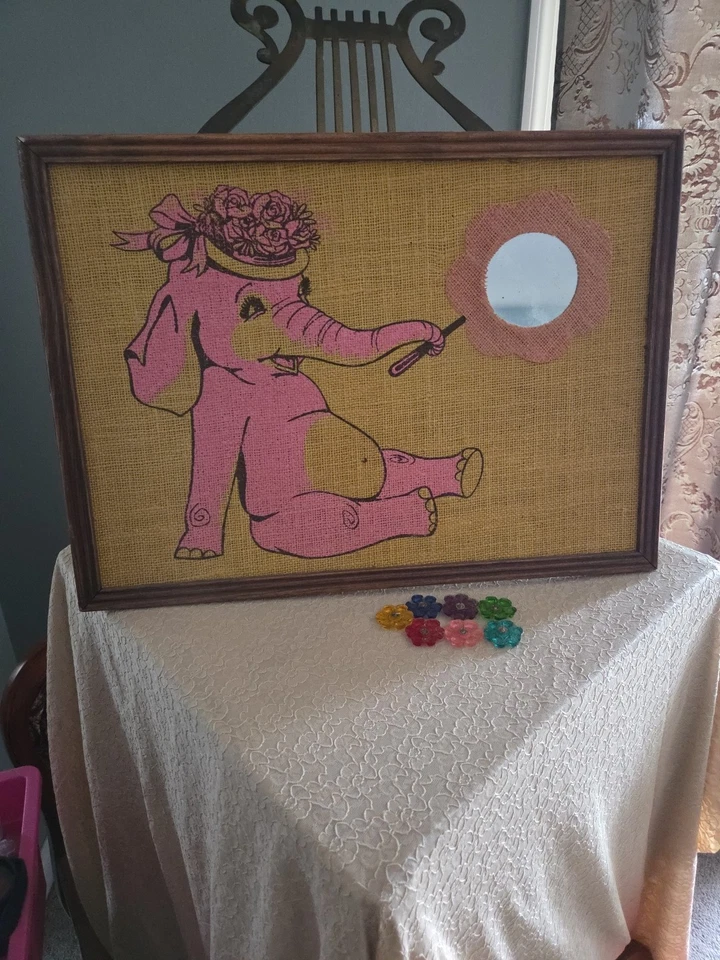VTG 70s Tandy Pink Elephant Burlap Art Bulletin Tack Memo Board 20.5×15 Lucite  - Image 2 of 4