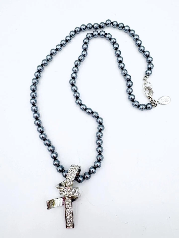 Nolan Miller Silver Faux Pearl Beaded Necklace w/ Swarovski Crystal Pendant Foto 3 de 4