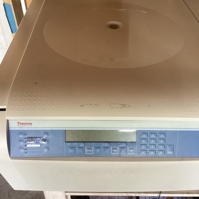 Thermo Sorvall Legend XTR Refrigerated Centrifuge W/ Fiberlite F15-8x50cy Rotor