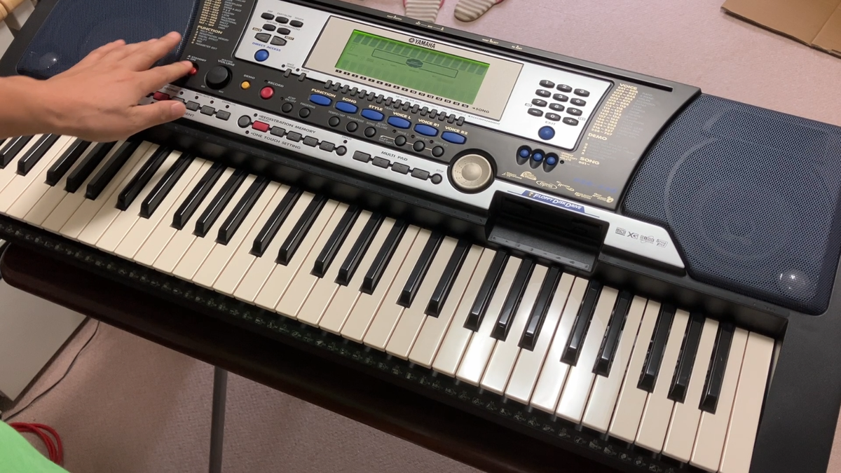 ヤマハ YAMAHA キーボード PSR-540 YAMAHA PSR-540 (sound demonstration) HiQ sound and playing