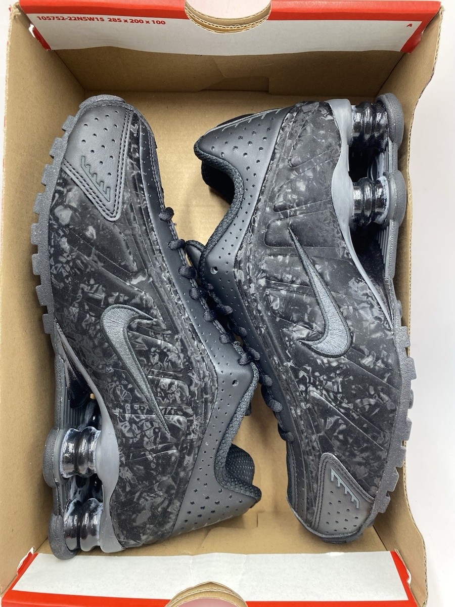 Nike Women's Shox R4 Dark Smoke Grey 26㎝ xGPG0GuoXH19QmqBcPQP_HV0934-