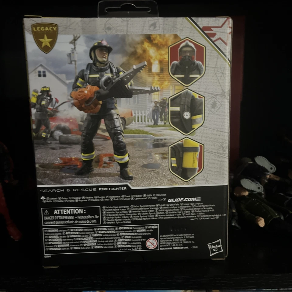 Figura Hasbro GI Joe Classified Legacy Collection Bombero Búsqueda y Rescate 6" Foto 3 de 4