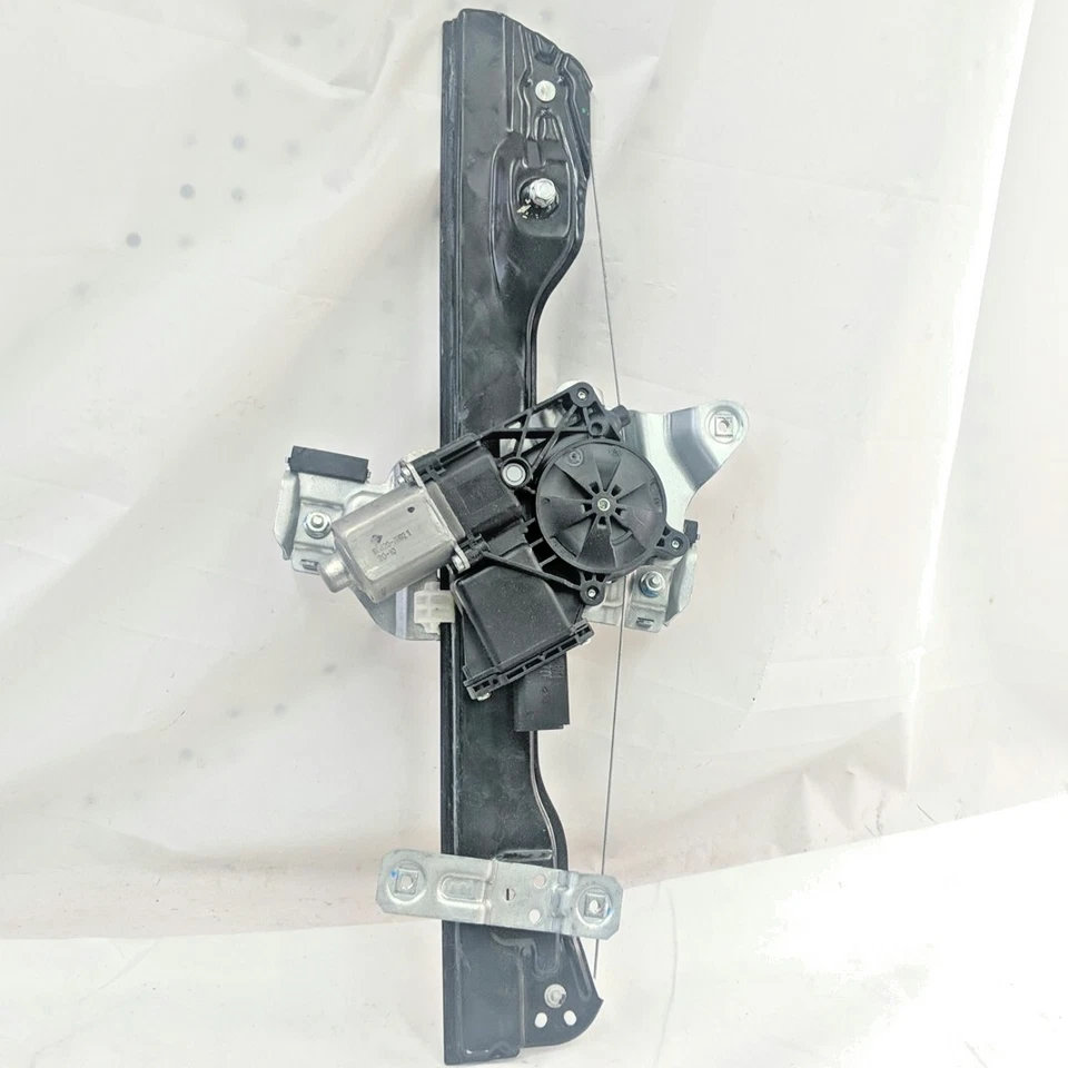 GM 42339889 se adapta a Chevrolet Sonic 2012-16 regulador de ventana eléctrica delantero izquierdo con motor Foto 3 de 4