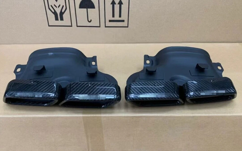 Nuevas puntas silenciadoras de tubo de escape trasero de fibra de carbono para Mercedes Benz C63 E63 GT 63S Foto 4 de 4