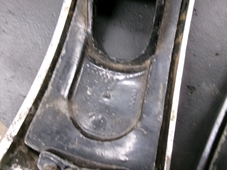 Luz trasera Cadillac serie 52-62 LA SALLE 1940 guía R&L sin lentes Foto 2 de 4