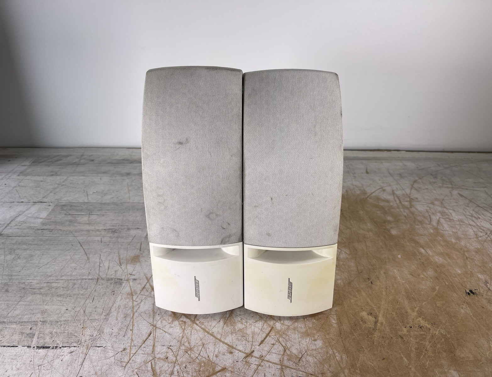 Bookshelf Speaker System