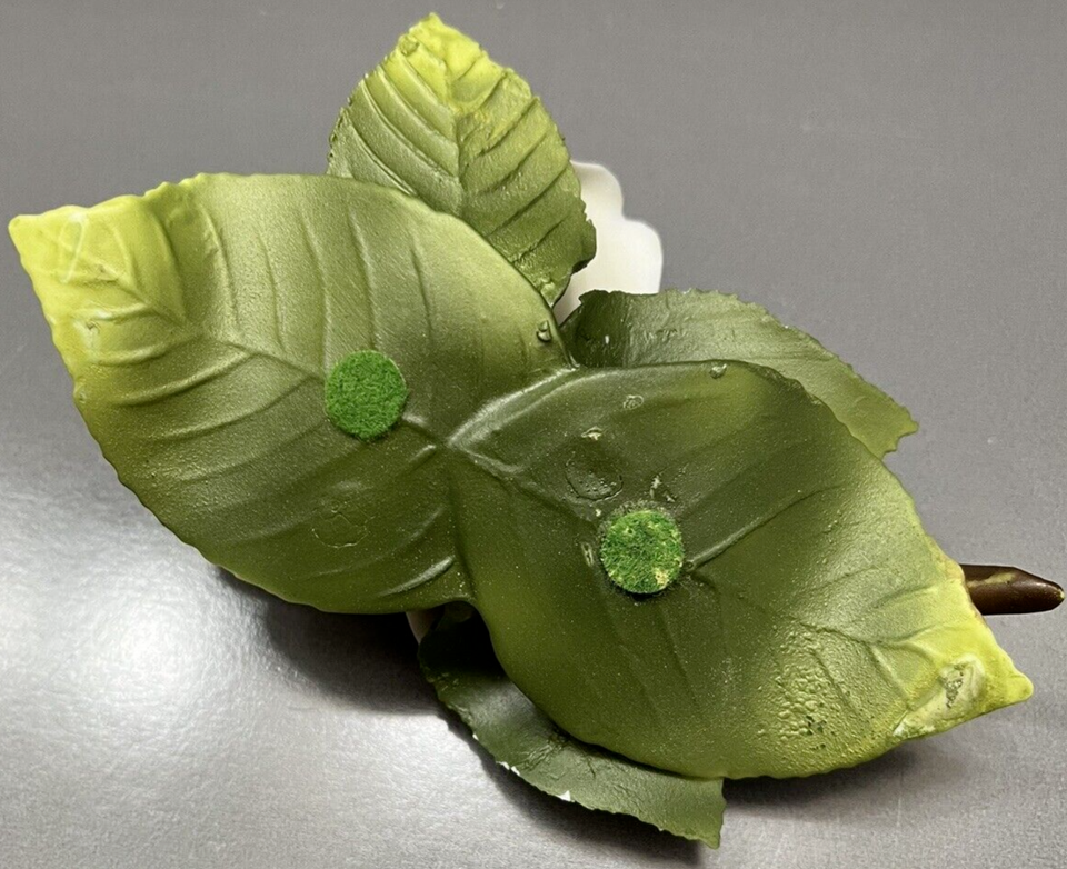 Enesco White Rose & Bud Green Leaves Thorns Porcelain Vintage Elegant